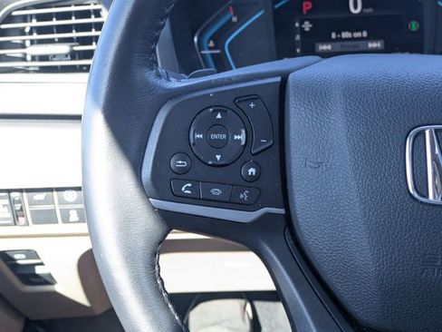 Used 2023 Honda Odyssey EX-L image 17