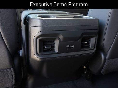 Used 2026 Chevrolet Silverado 1500 LT Trail Boss w/ LT Trail Boss Premium Package AWD/4WD image 36