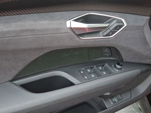 Used 2022 Audi RS e-tron GT w/ Carbon Performance Package image 12