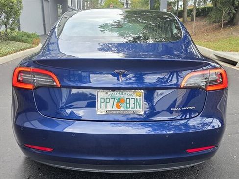 Used 2017 Tesla Model 3 Long Range image 7