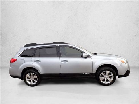 Used 2014 Subaru Outback 2.5i Limited w/ Moonroof Package image 5