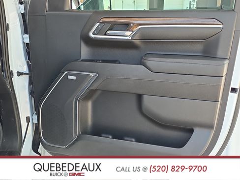 Used 2023 Chevrolet Silverado 1500 LT Trail Boss w/ Convenience Package II AWD/4WD image 19
