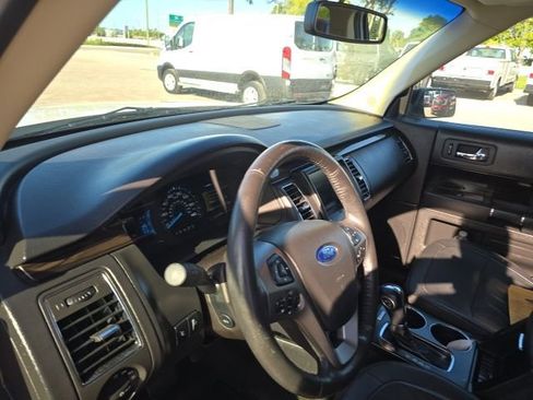 Used 2015 Ford Flex SEL w/ Equipment Group 202A FWD image 9
