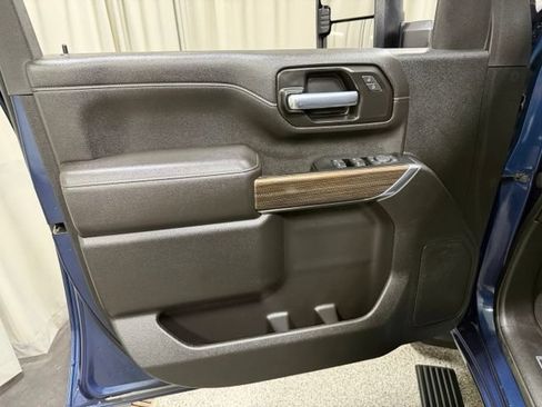 Used 2022 Chevrolet Silverado 2500 LT w/ Convenience Package AWD/4WD image 16