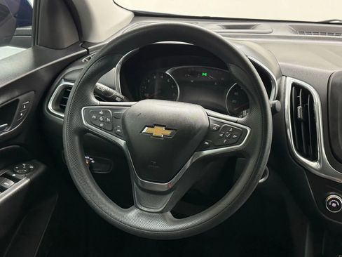 Used 2020 Chevrolet Equinox LT image 22