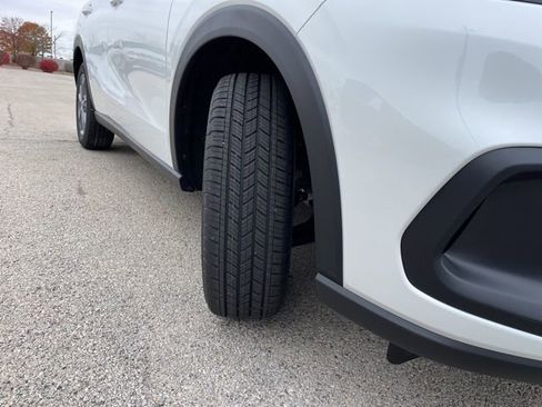 New 2026 Honda HR-V LX image 16