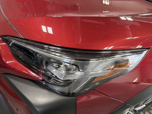 Certified 2025 Subaru Outback Limited AWD/4WD image 10
