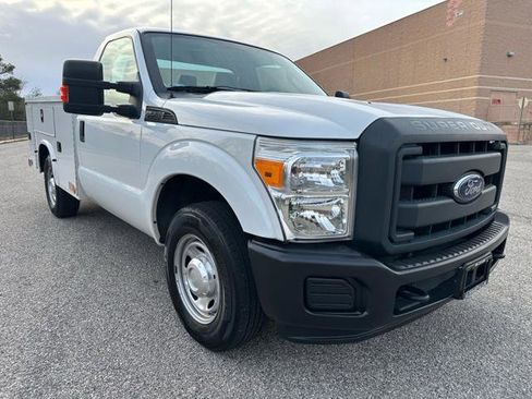 Used 2016 Ford F250 XL w/ Power Equipment Group image 3