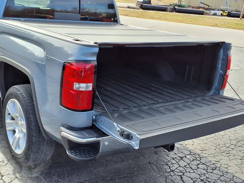Used 2015 GMC Sierra 1500 SLE w/ SLE Value Package image 26