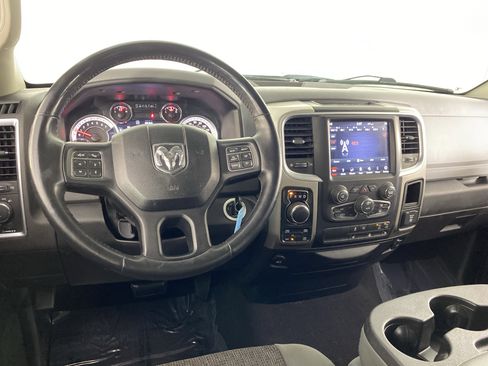 Used 2018 RAM 1500 Big Horn image 36