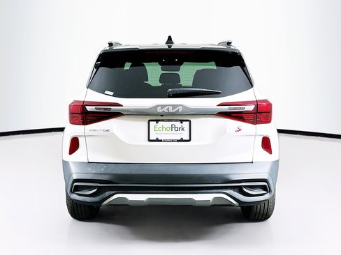 Used 2023 Kia Seltos S FWD image 7