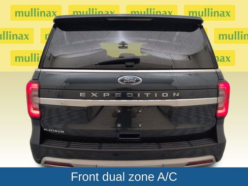 Used 2024 Ford Expedition Platinum AWD/4WD image 31