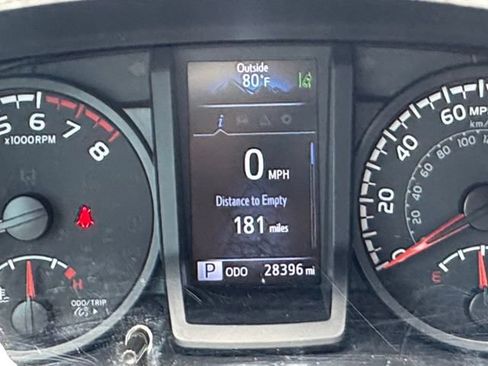Used 2023 Toyota Tacoma SR AWD/4WD image 11