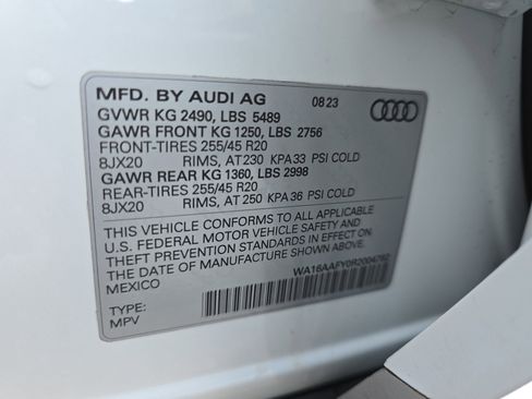 Used 2024 Audi Q5 2.0T Prestige w/ Prestige Package image 37