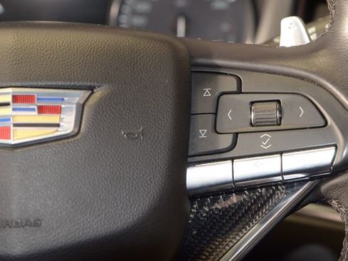 Used 2023 Cadillac XT6 Sport w/ Technology Package image 28