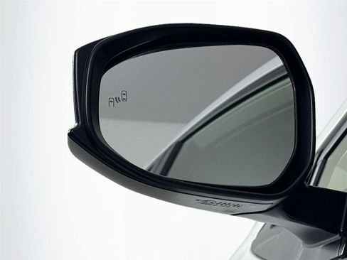 Certified 2025 Toyota Prius XSE image 10