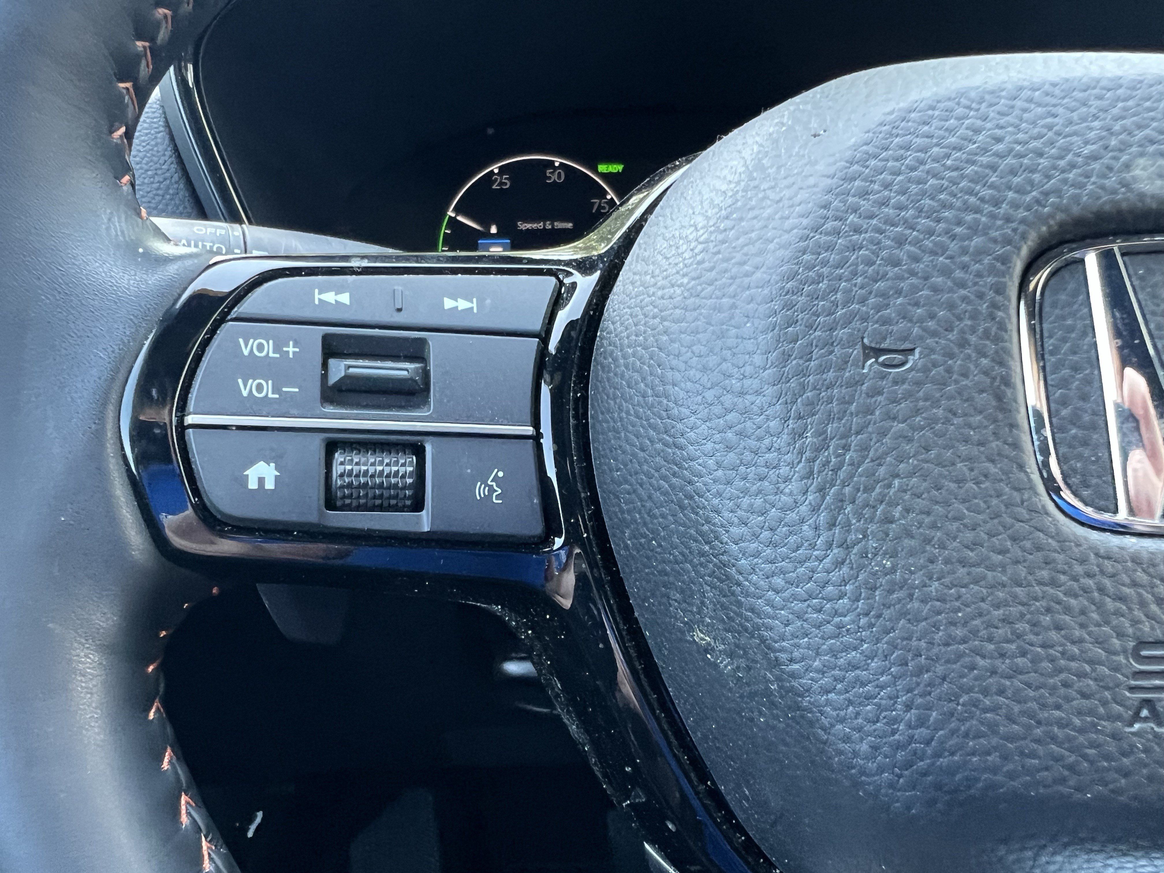 Used 2025 Honda CR-V Sport Touring image 19