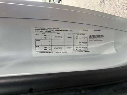 Used 2022 Chevrolet Express 3500 w/ Power Convenience Package RWD image 27