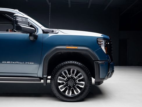 Used 2024 GMC Sierra 2500 Denali Ultimate w/ LPO, GMC Protection Package image 37