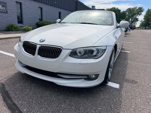 Used 2012 BMW 328i Convertible RWD image 9