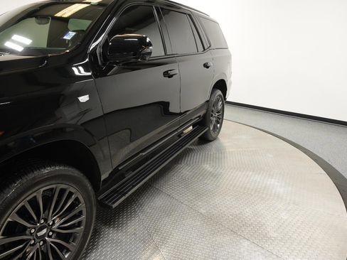 Used 2025 Cadillac Escalade Sport Platinum image 4