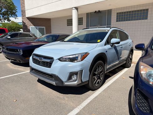 Used 2019 Subaru Crosstrek Hybrid w/ Moonroof Package w/Navigation AWD/4WD image 1