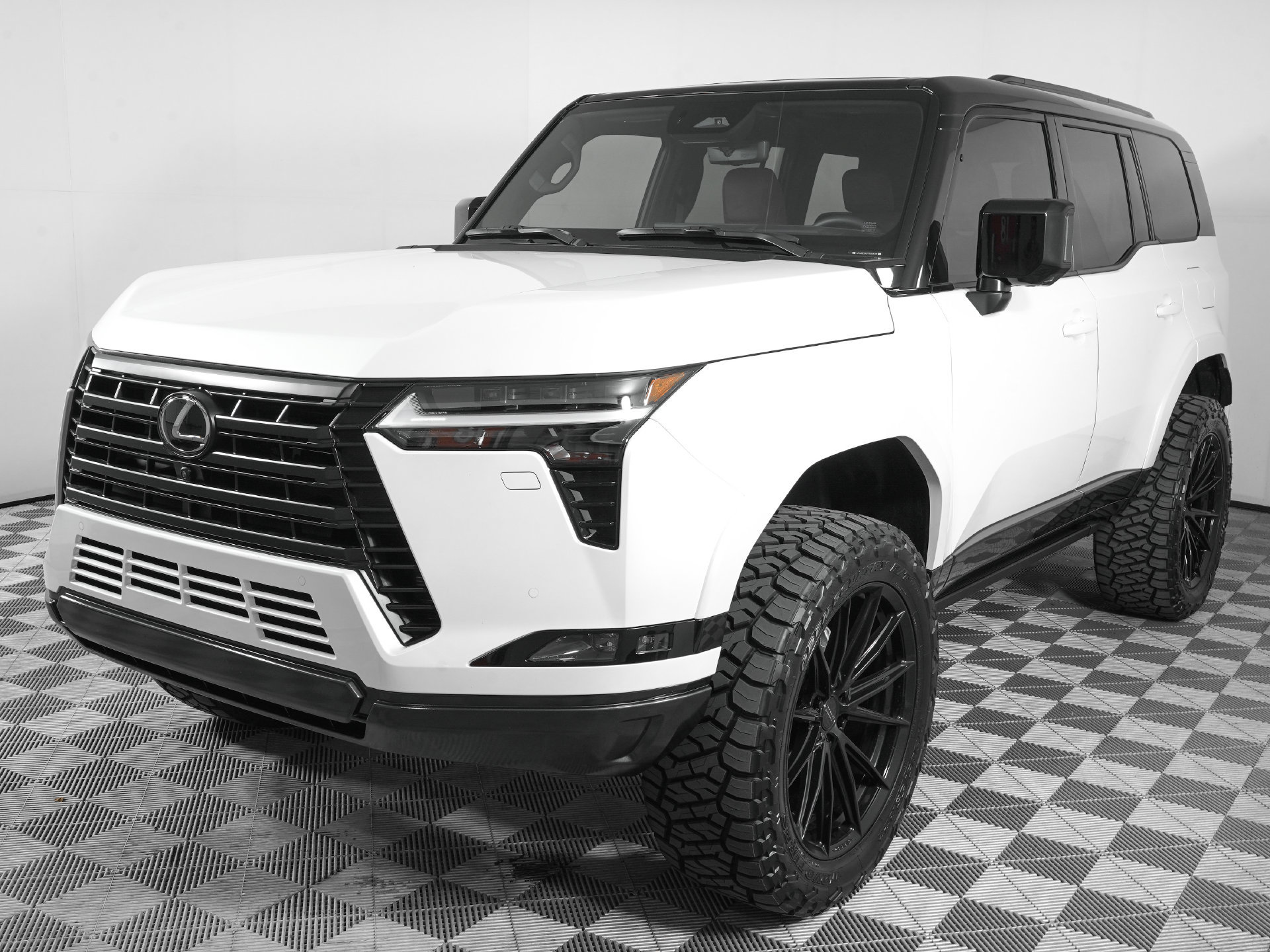 Used 2026 Lexus GX 550 w/ Accessory Package (2T) AWD/4WD image 9