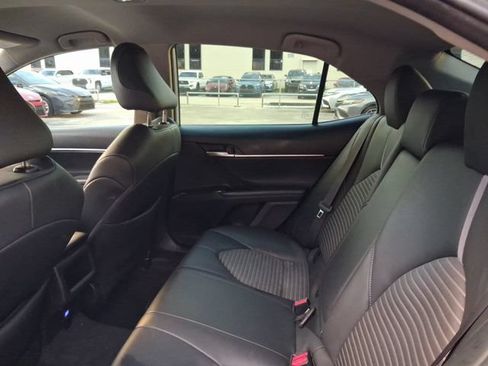 Used 2024 Toyota Camry SE FWD image 6