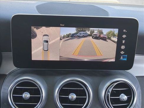 Used 2022 Mercedes-Benz GLC 300 image 13
