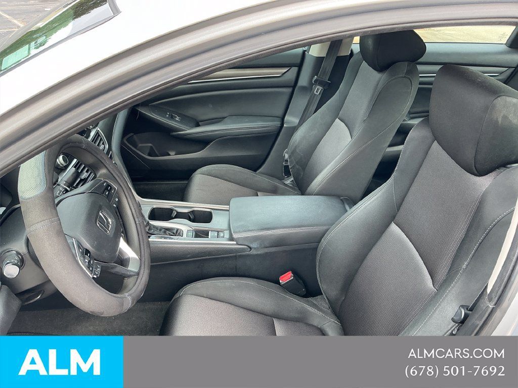 Used 2019 Honda Accord LX image 13