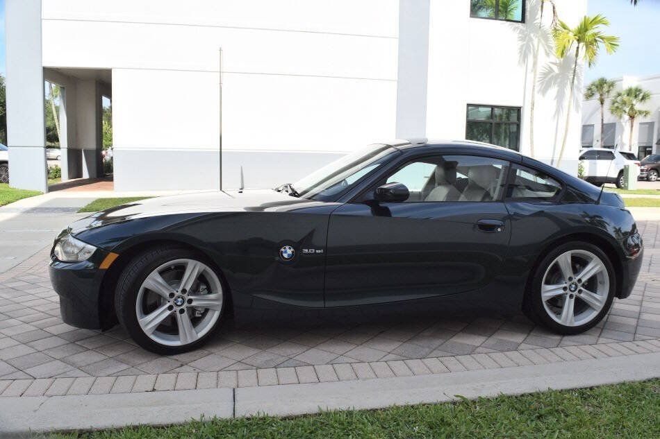 Used 2008 BMW Z4 3.0si RWD image 4