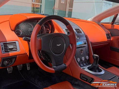 Used 2007 Aston Martin V8 Vantage Coupe RWD image 12