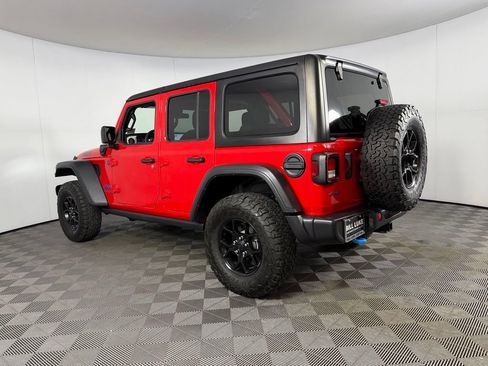 Used 2024 Jeep Wrangler Unlimited AWD/4WD image 10