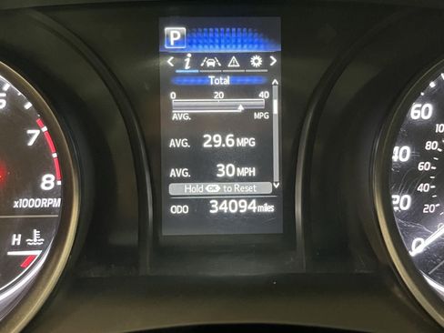 Used 2023 Toyota Camry SE FWD image 31