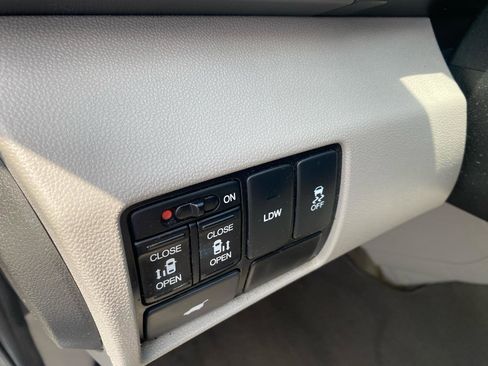 Used 2015 Honda Odyssey EX-L image 16