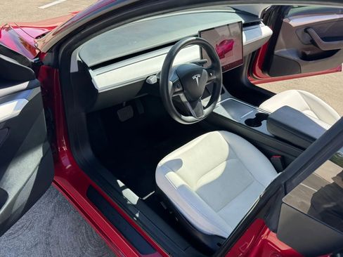 Used 2023 Tesla Model 3 Standard Range RWD image 19