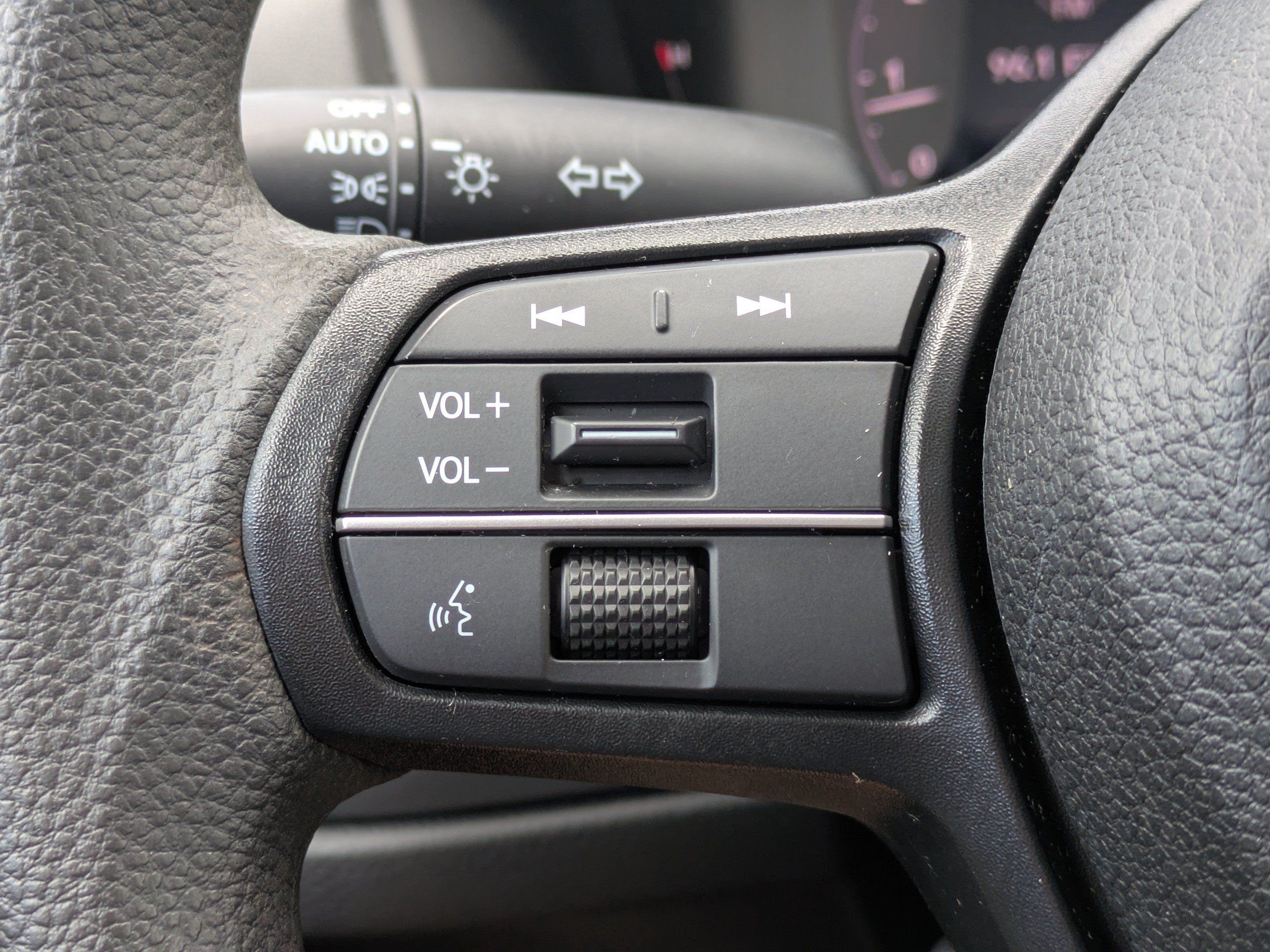 Used 2023 Honda Accord LX image 21