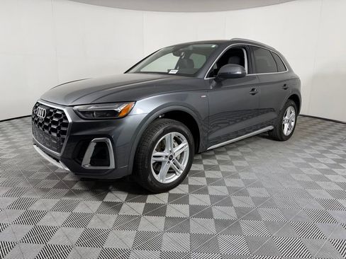 Used 2024 Audi Q5 e Premium Plus w/ Premium Plus Package image 10
