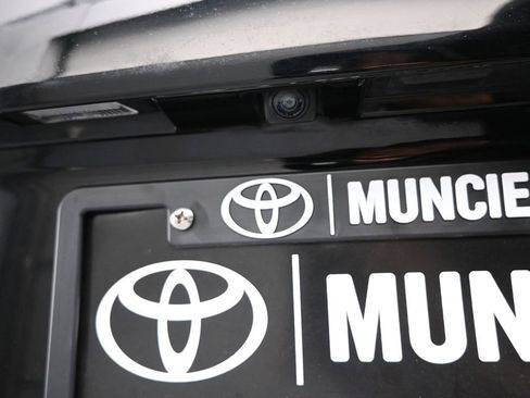 Used 2020 Nissan Kicks S image 35