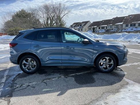 Certified 2023 Ford Escape ST-Line w/ Tech Pack #1 image 12