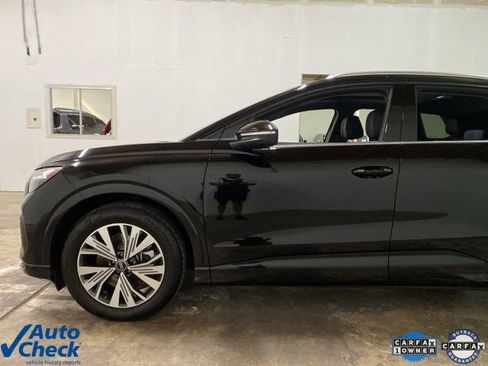 Used 2024 Audi Q4 e-tron Premium image 84