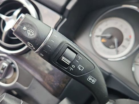 Used 2014 Mercedes-Benz GLK 250 BlueTEC 4MATIC image 28