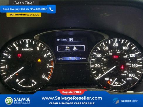 Used 2018 Nissan Pathfinder Platinum AWD/4WD image 12