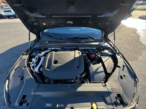Used 2023 Volvo S90 B6 Plus image 16