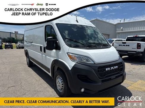 Used 2026 RAM ProMaster 2500 w/ Convenience Group FWD image 4