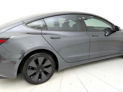 Used 2025 Tesla Model 3 Long Range RWD image 29