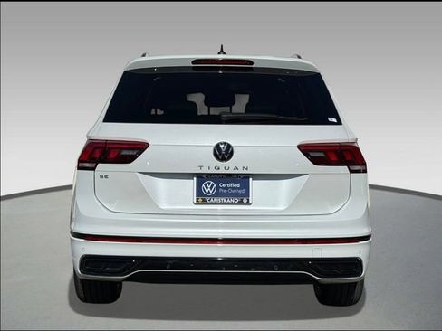 Certified 2023 Volkswagen Tiguan SE R-Line image 5