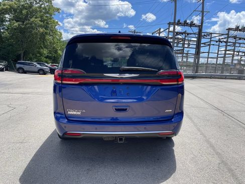 Used 2021 Chrysler Pacifica Pinnacle AWD/4WD image 4