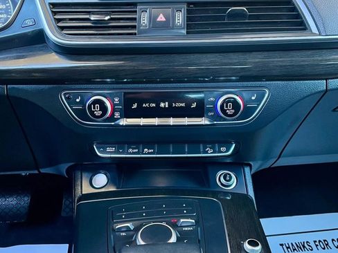 Used 2018 Audi Q5 2.0T Premium w/ Convenience Package AWD/4WD image 19