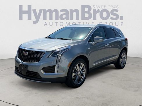 Used 2023 Cadillac XT5 Premium Luxury w/ Technology Package FWD image 7